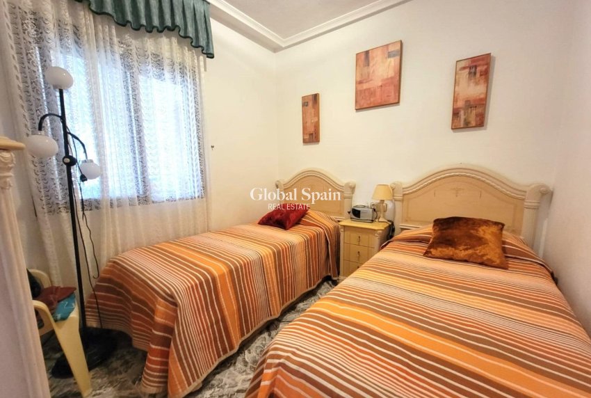 Resale - APARTMENT -
TORREVIEJA - Los Frutales