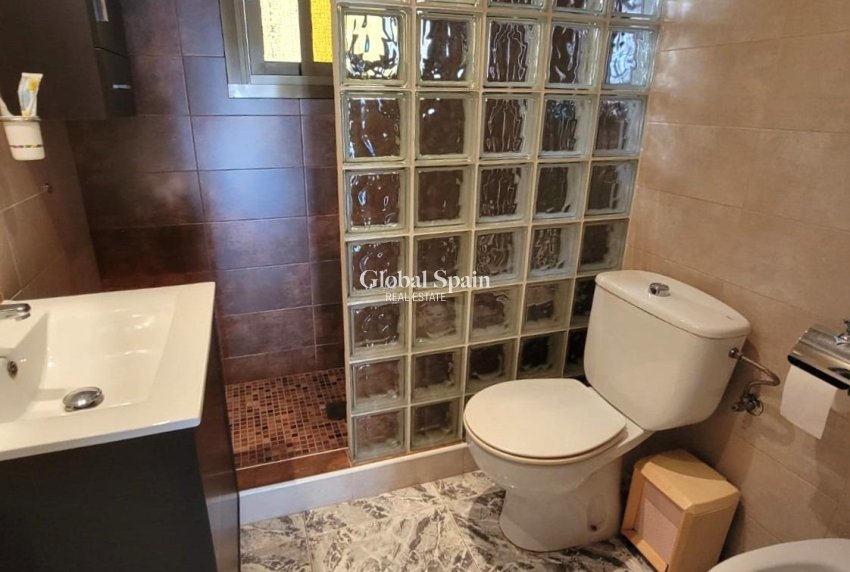 Resale - APARTMENT -
TORREVIEJA - Los Frutales