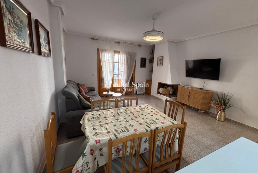 Resale - APARTMENT -
TORREVIEJA - Los Frutales