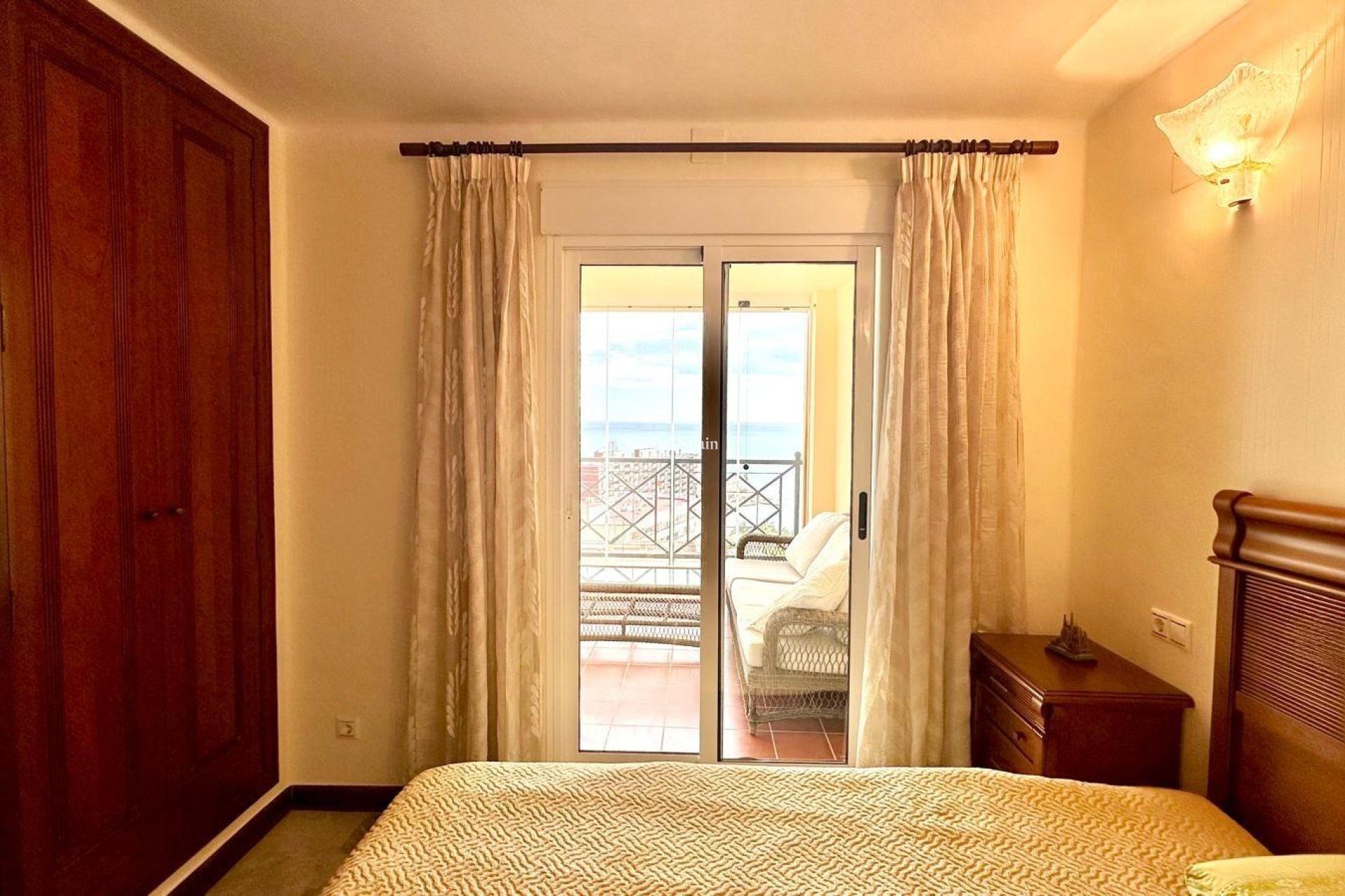 Resale - APARTMENT -
TORREVIEJA - Los Frutales