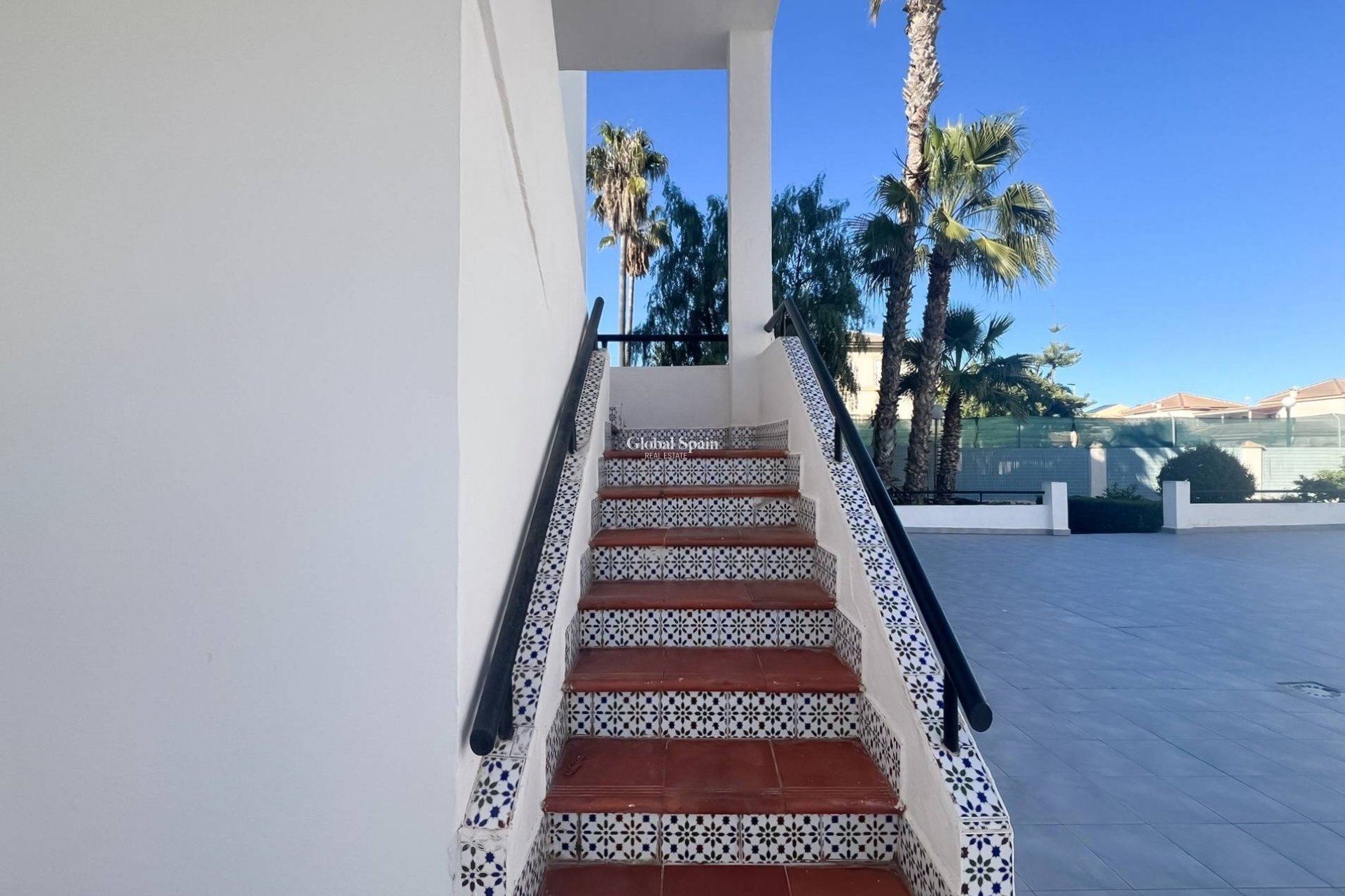 Resale - APARTMENT -
TORREVIEJA - Los Frutales