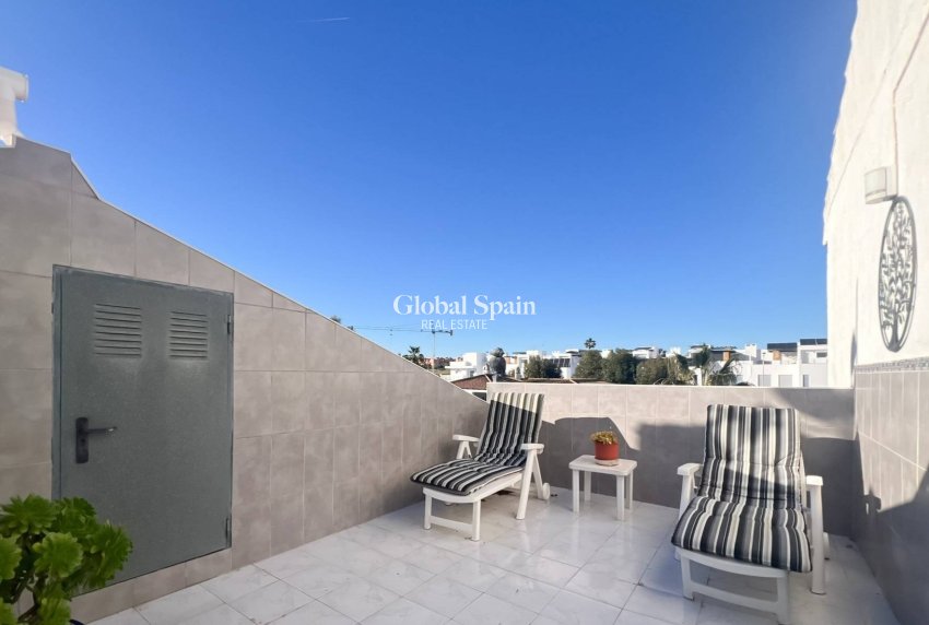 Resale - APARTMENT -
TORREVIEJA - Los Frutales
