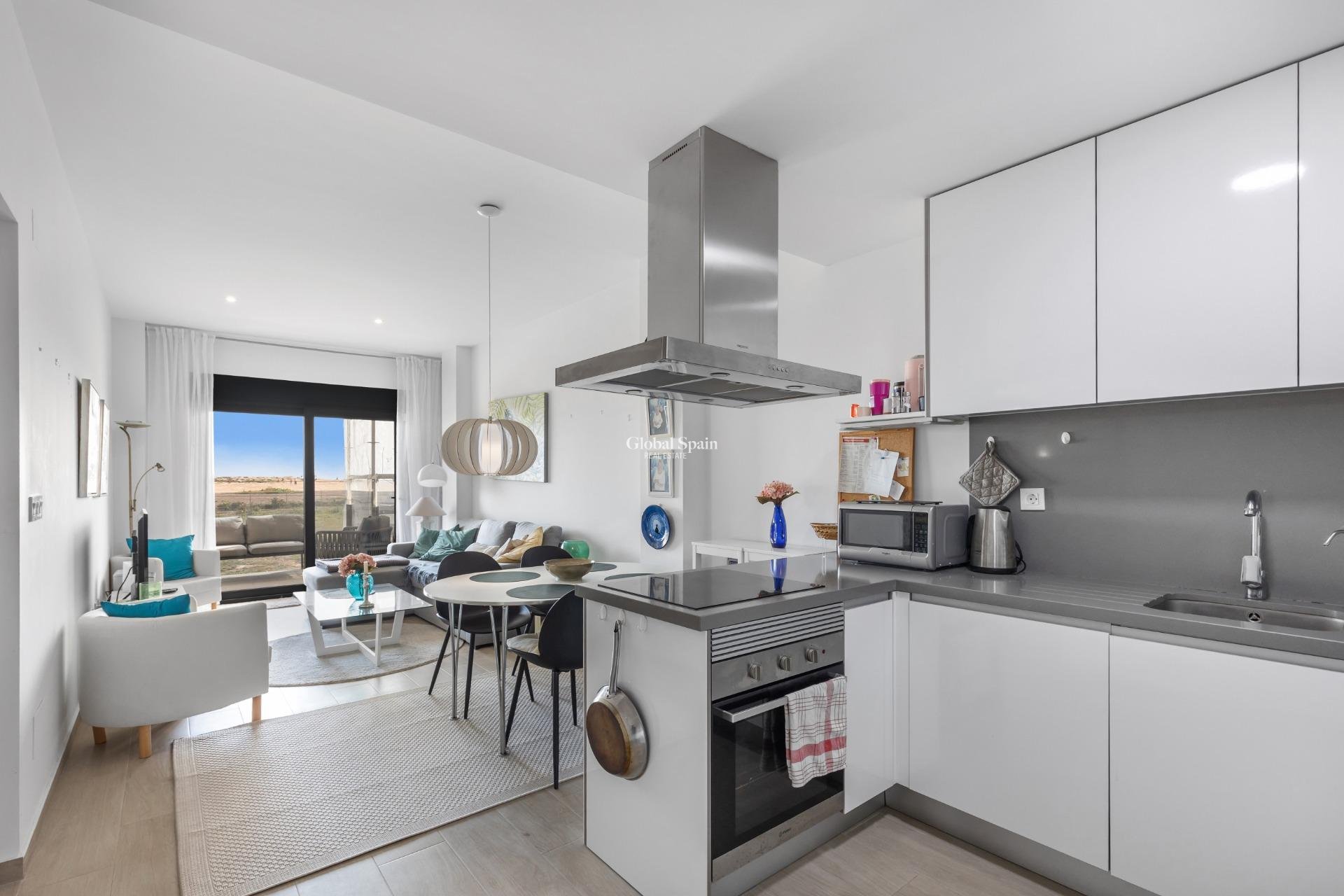 Resale - APARTMENT -
TORREVIEJA - Los Frutales