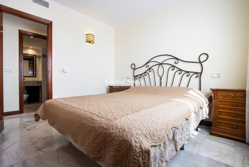 Resale - APARTMENT -
TORREVIEJA - Los Frutales