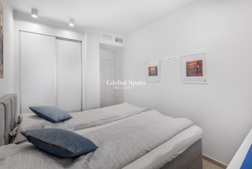 Resale - APARTMENT -
TORREVIEJA - Los Frutales