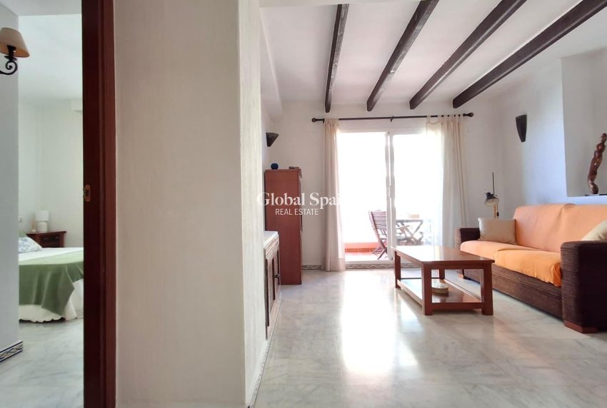 Resale - APARTMENT -
TORREVIEJA - Los Frutales