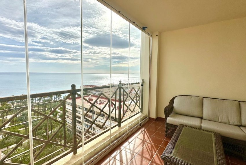 Resale - APARTMENT -
TORREVIEJA - Los Frutales