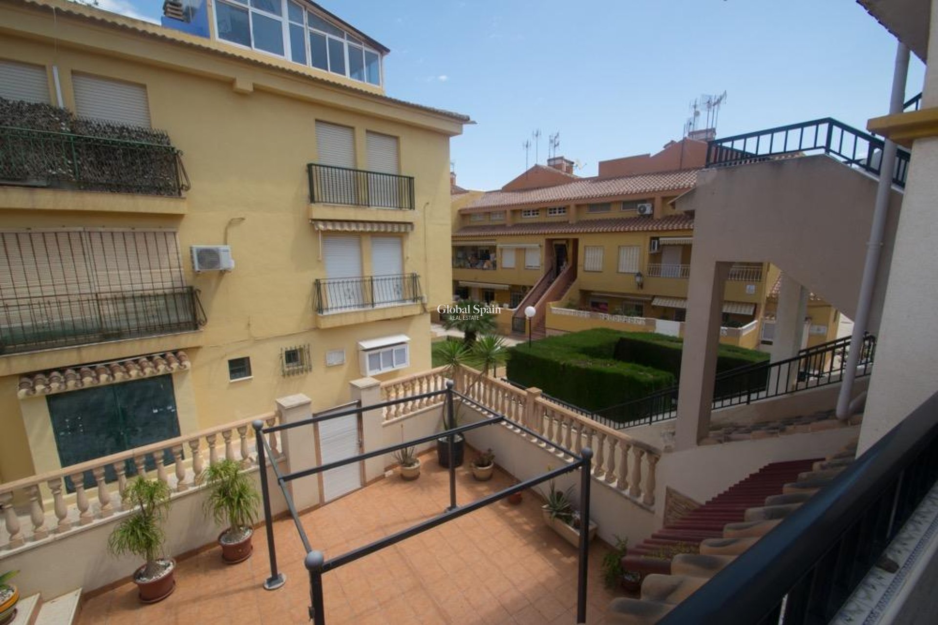 Resale - APARTMENT -
TORREVIEJA - Mar Azul