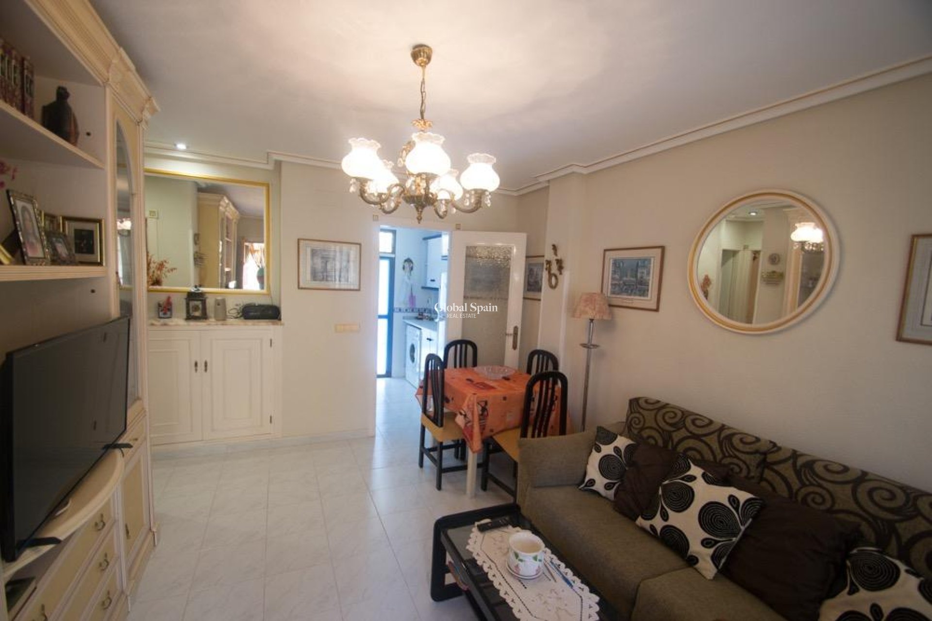 Resale - APARTMENT -
TORREVIEJA - Mar Azul
