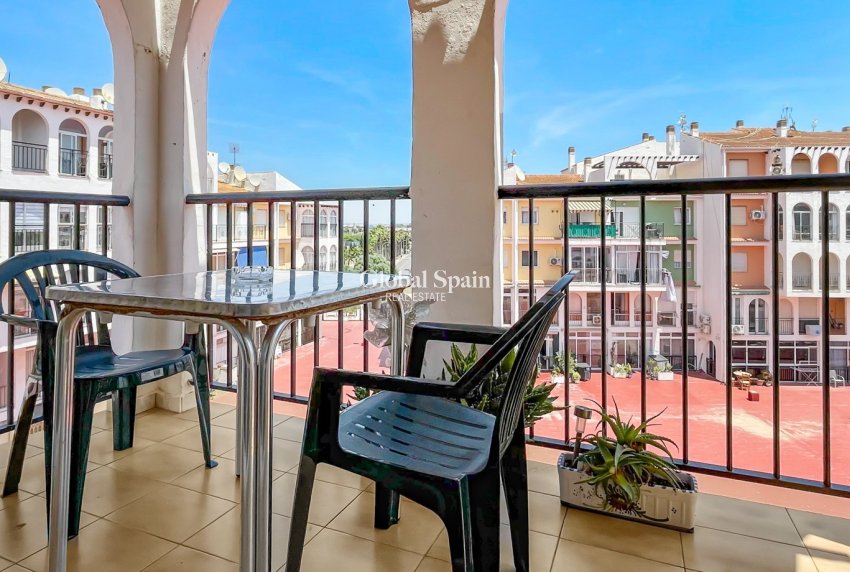 Resale - APARTMENT -
TORREVIEJA - Mar Azul