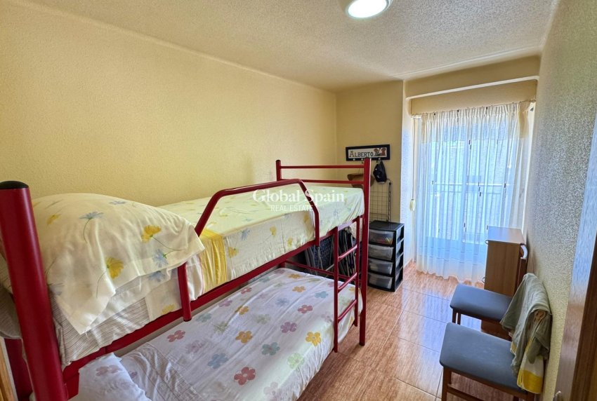 Resale - APARTMENT -
TORREVIEJA - Miramar - Torre Del Moro