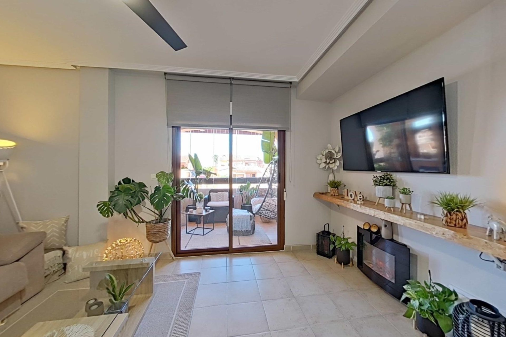 Resale - APARTMENT -
TORREVIEJA - Nueva Torrevieja