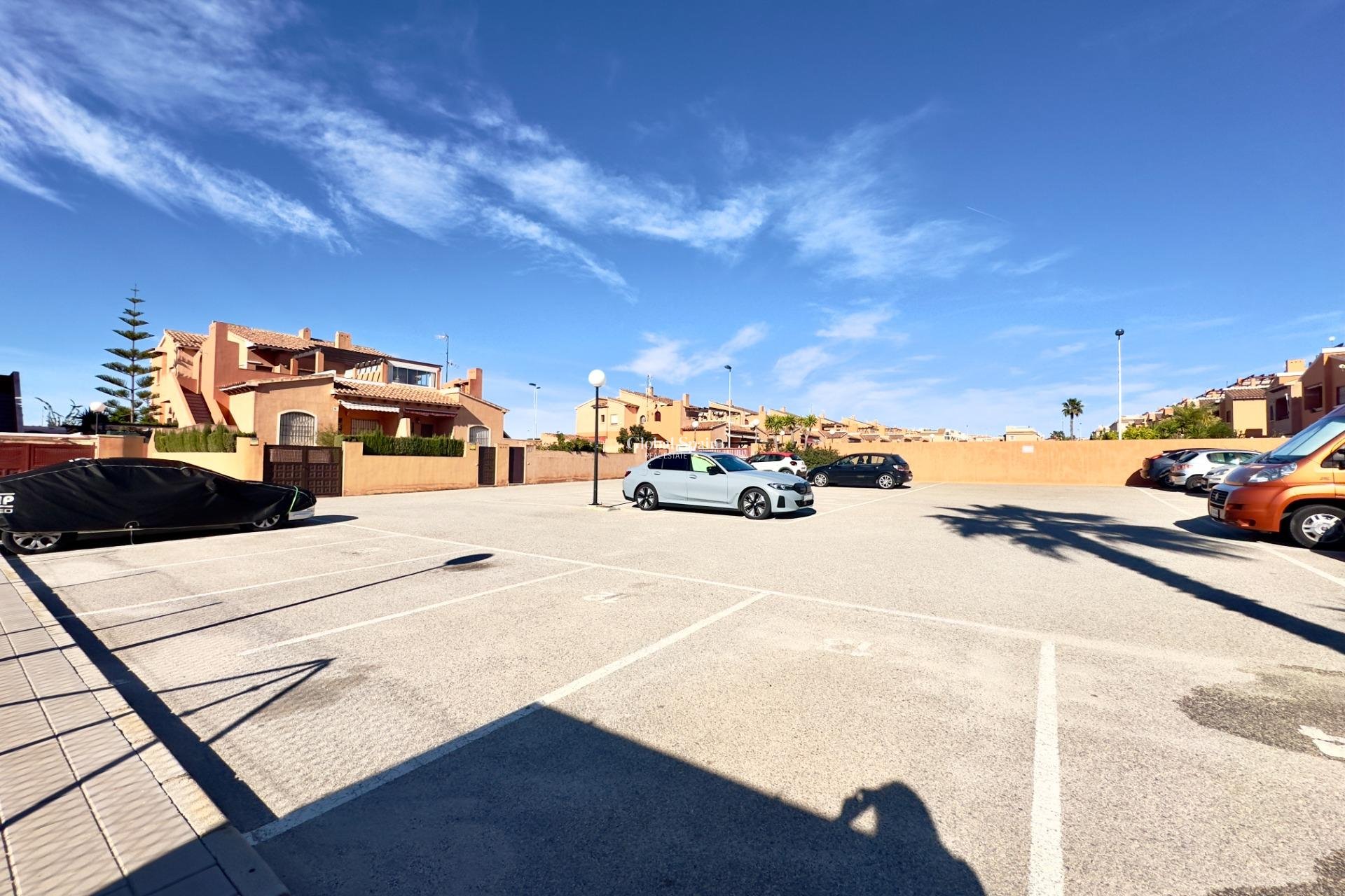 Resale - APARTMENT -
TORREVIEJA - Nueva Torrevieja