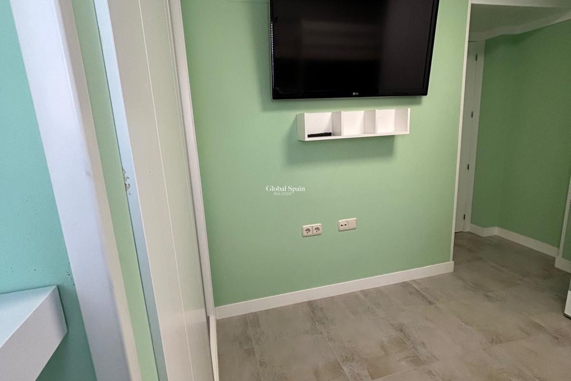 Resale - APARTMENT -
TORREVIEJA - Nueva Torrevieja