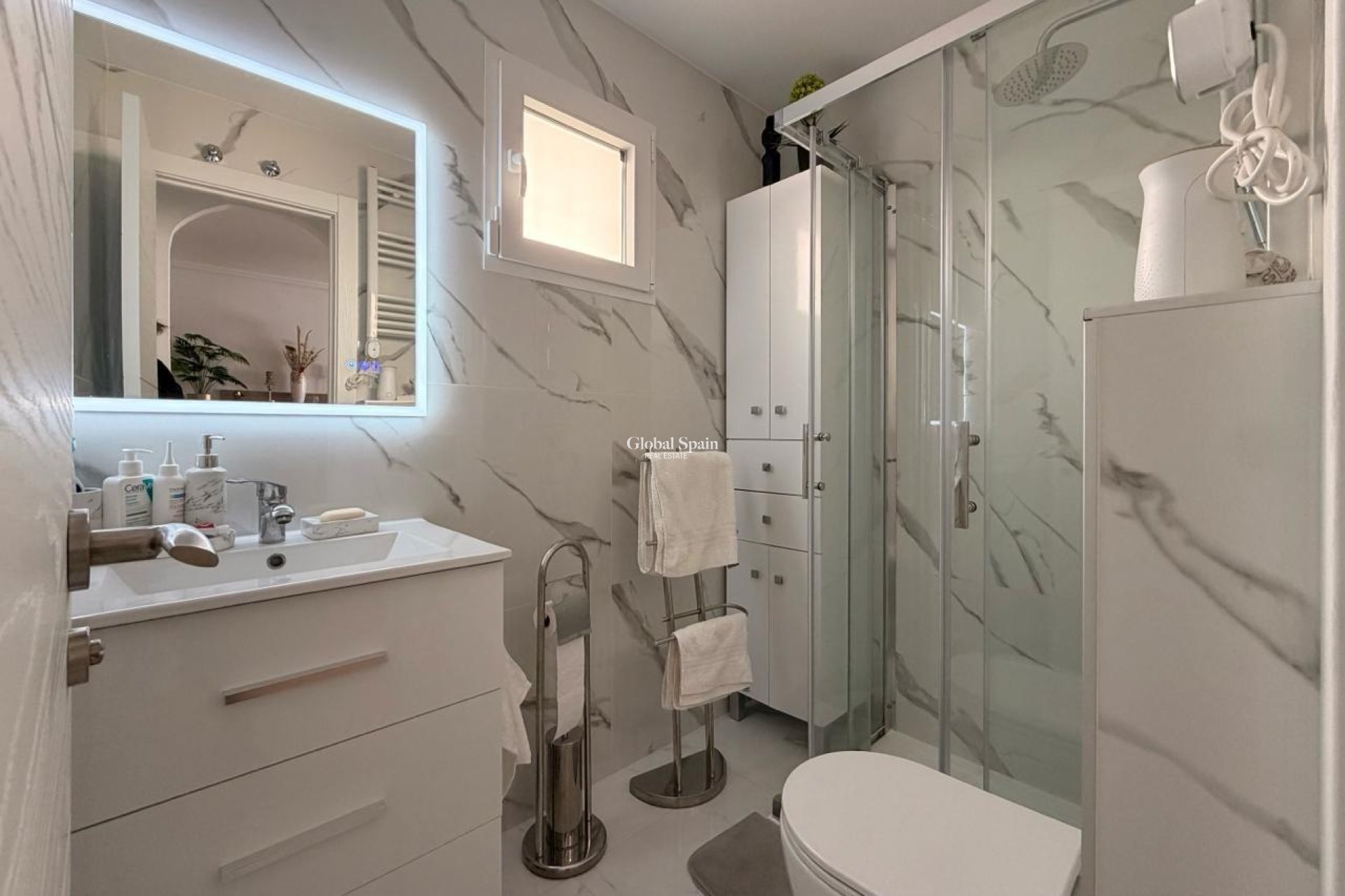 Resale - APARTMENT -
TORREVIEJA - Nueva Torrevieja