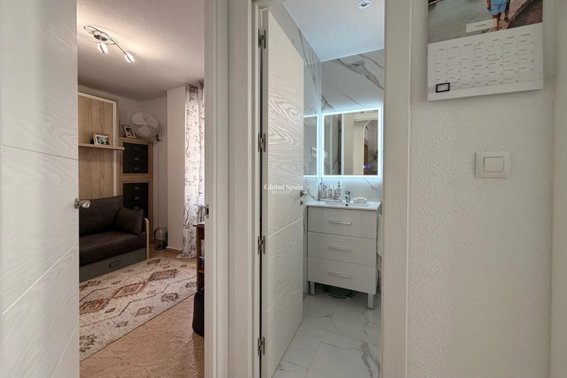 Resale - APARTMENT -
TORREVIEJA - Nueva Torrevieja