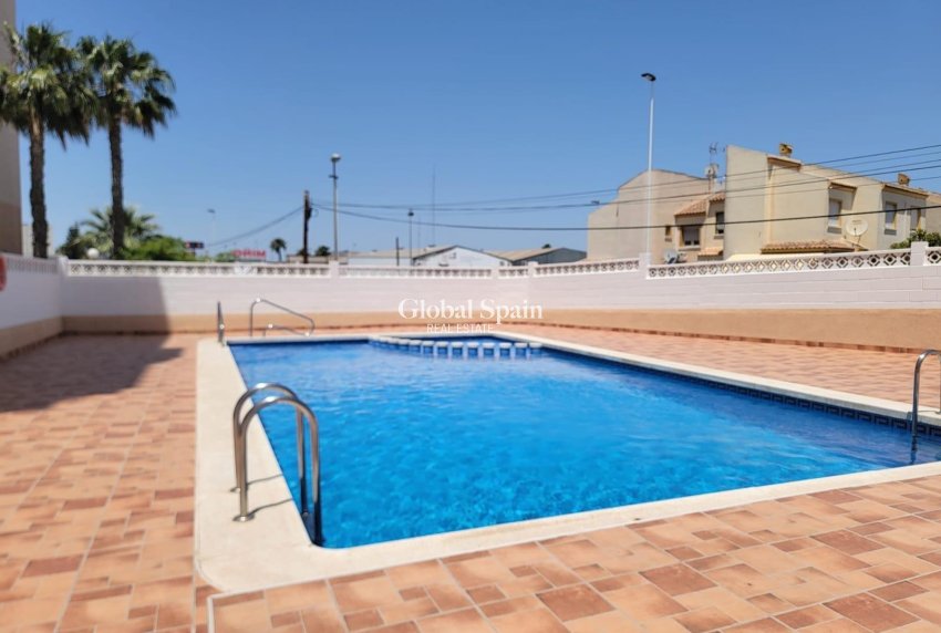 Resale - APARTMENT -
TORREVIEJA - Nueva Torrevieja