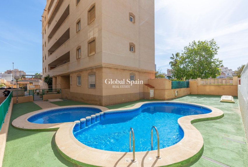 Resale - APARTMENT -
TORREVIEJA - Nueva Torrevieja