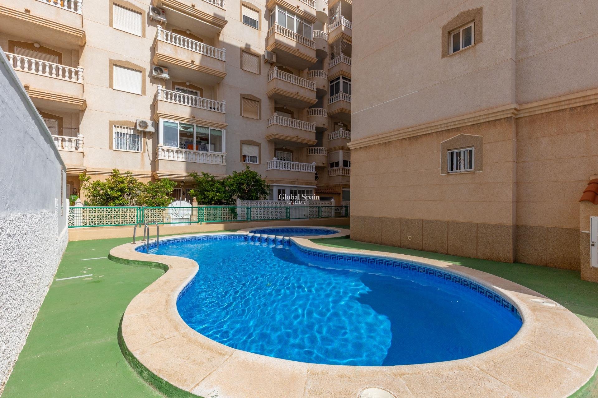 Resale - APARTMENT -
TORREVIEJA - Nueva Torrevieja