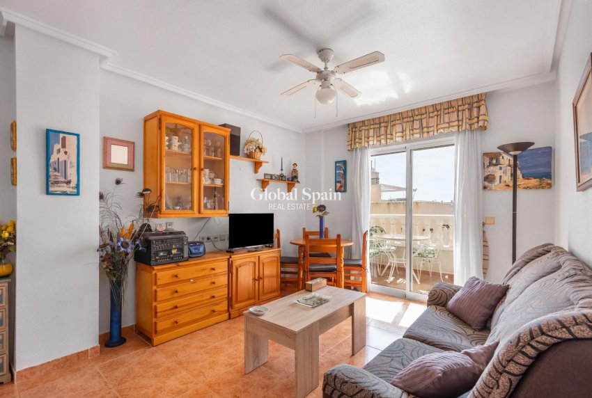 Resale - APARTMENT -
TORREVIEJA - Nueva Torrevieja