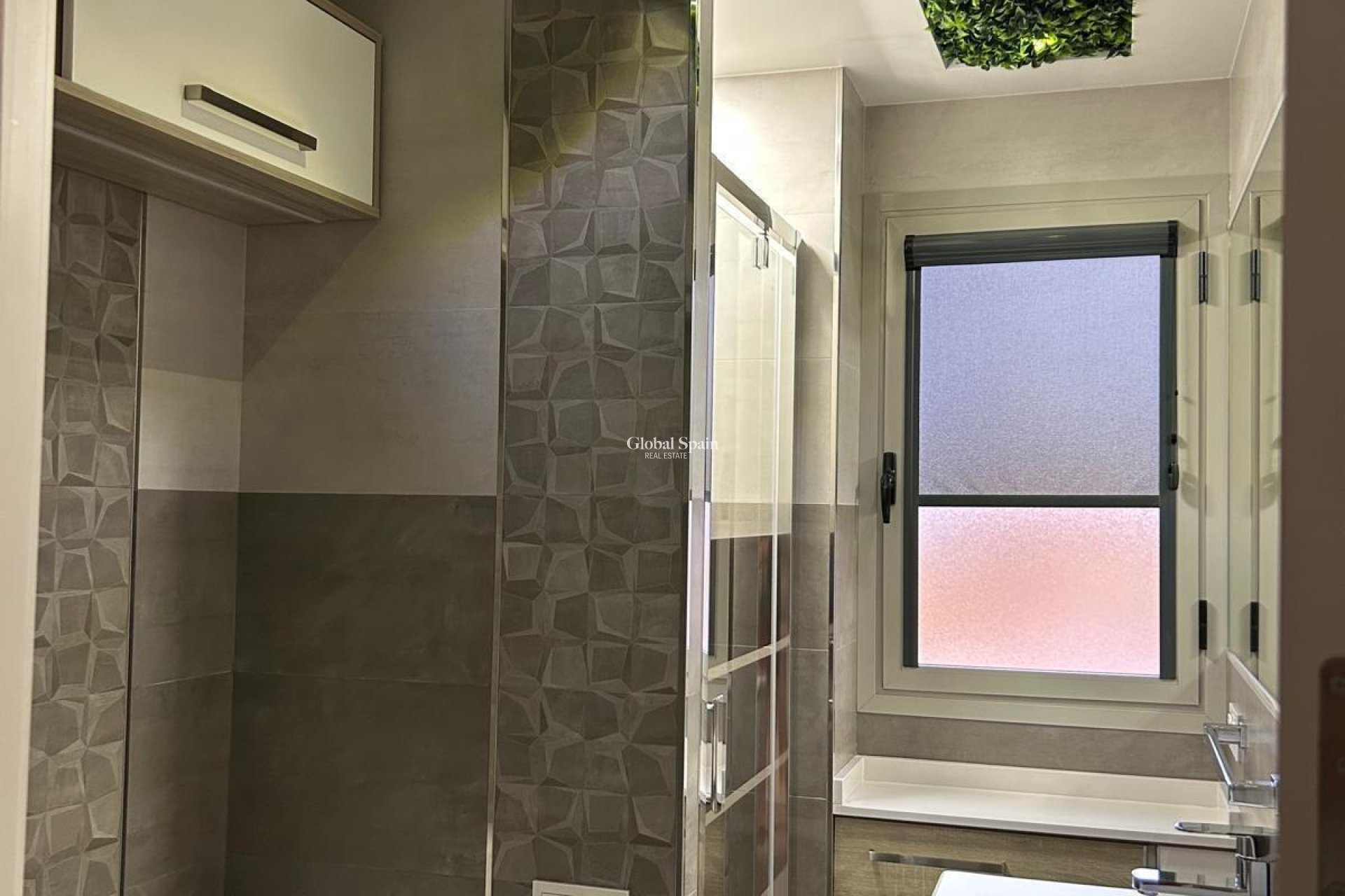 Resale - APARTMENT -
TORREVIEJA - Nueva Torrevieja