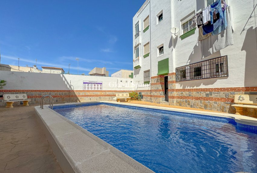 Resale - APARTMENT -
TORREVIEJA - Nueva Torrevieja