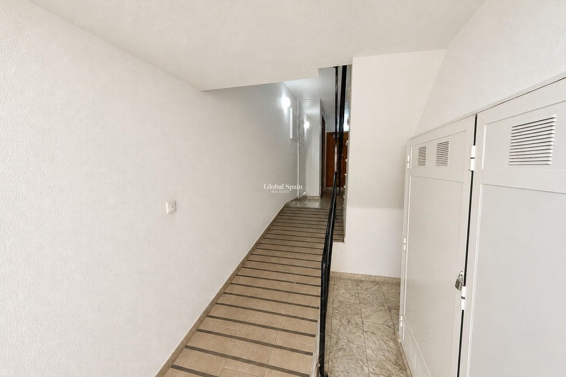 Resale - APARTMENT -
TORREVIEJA - Nueva Torrevieja