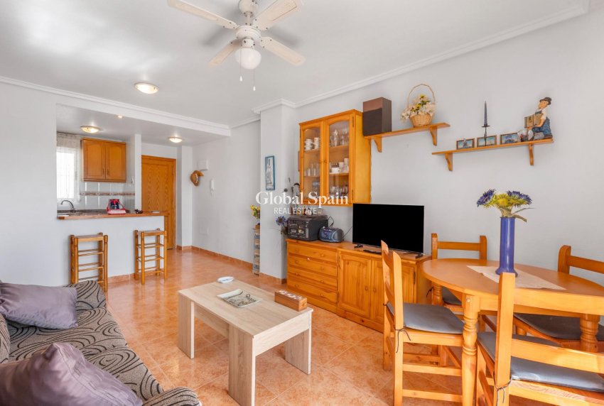 Resale - APARTMENT -
TORREVIEJA - Nueva Torrevieja