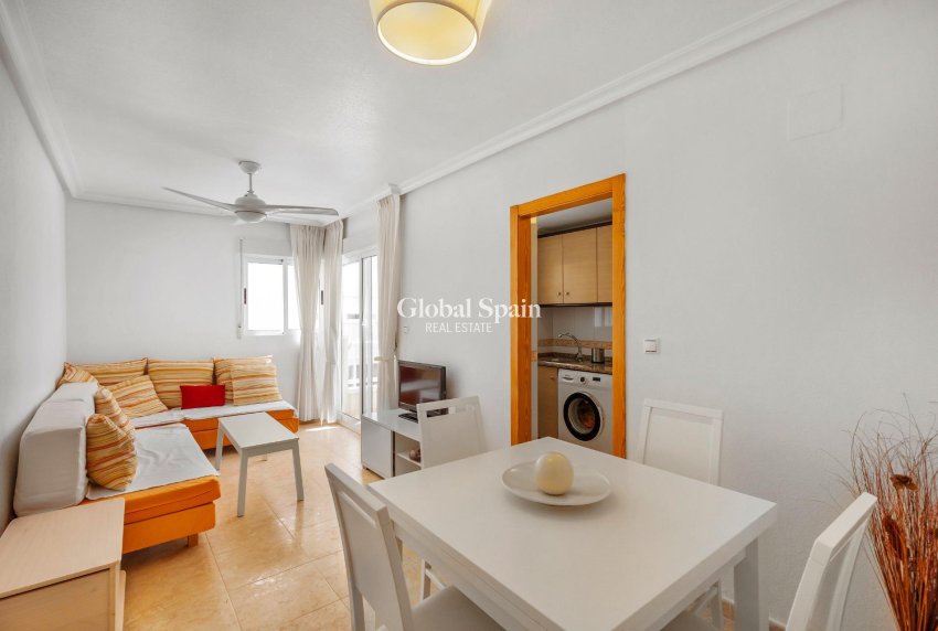 Resale - APARTMENT -
TORREVIEJA - Nueva Torrevieja
