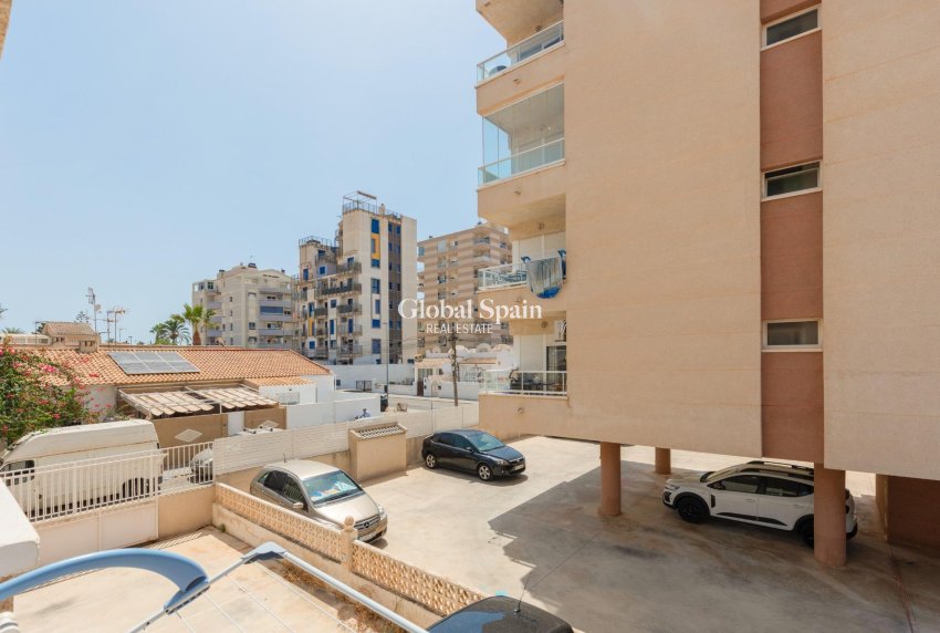 Resale - APARTMENT -
TORREVIEJA - Nueva Torrevieja