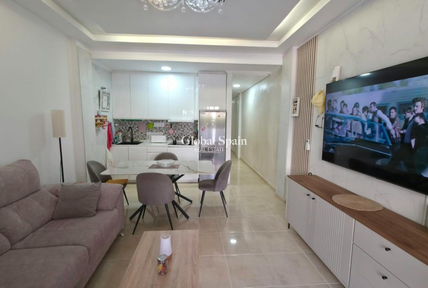 Resale - APARTMENT -
TORREVIEJA - Nueva Torrevieja