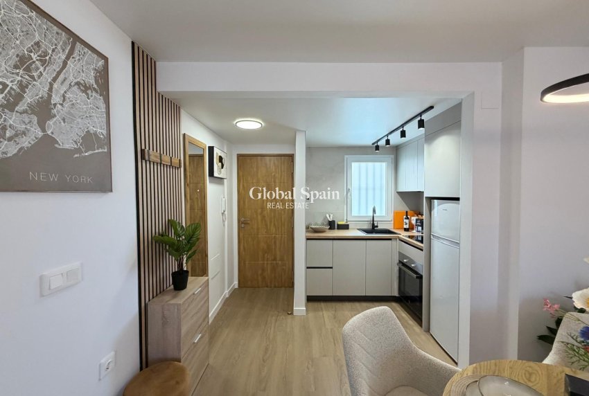 Resale - APARTMENT -
TORREVIEJA - Nueva Torrevieja