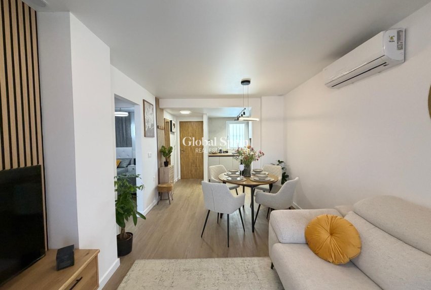 Resale - APARTMENT -
TORREVIEJA - Nueva Torrevieja
