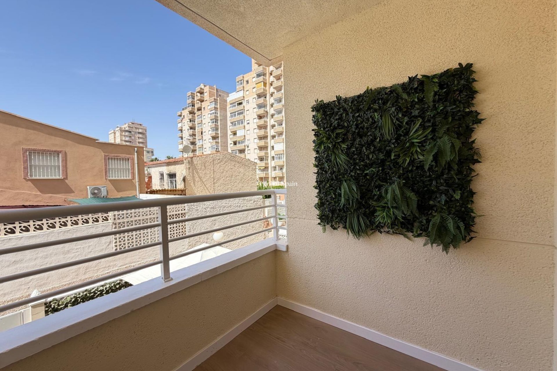 Resale - APARTMENT -
TORREVIEJA - Nueva Torrevieja