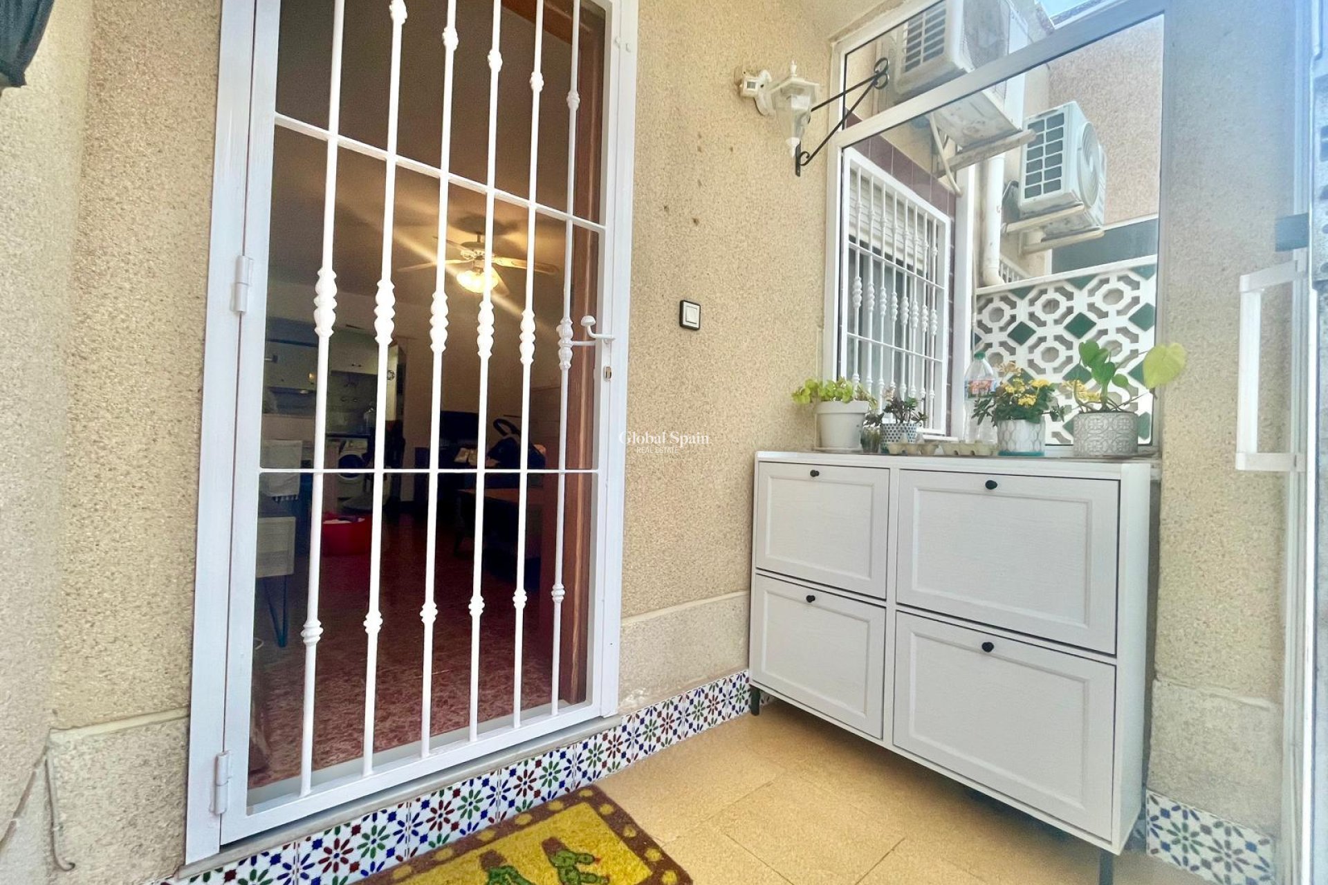 Resale - APARTMENT -
TORREVIEJA - Paraje Natural