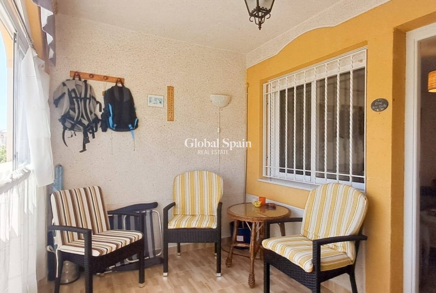 Resale - APARTMENT -
TORREVIEJA - Parque Acuático - Sector 25