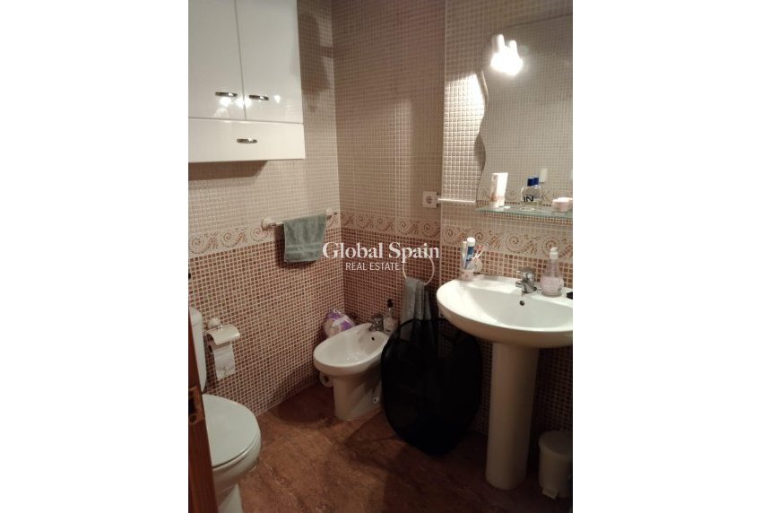 Resale - APARTMENT -
TORREVIEJA - Parque Acuático - Sector 25