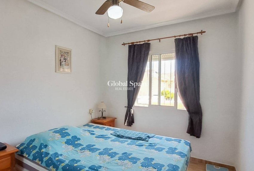 Resale - APARTMENT -
TORREVIEJA - Parque Acuático - Sector 25