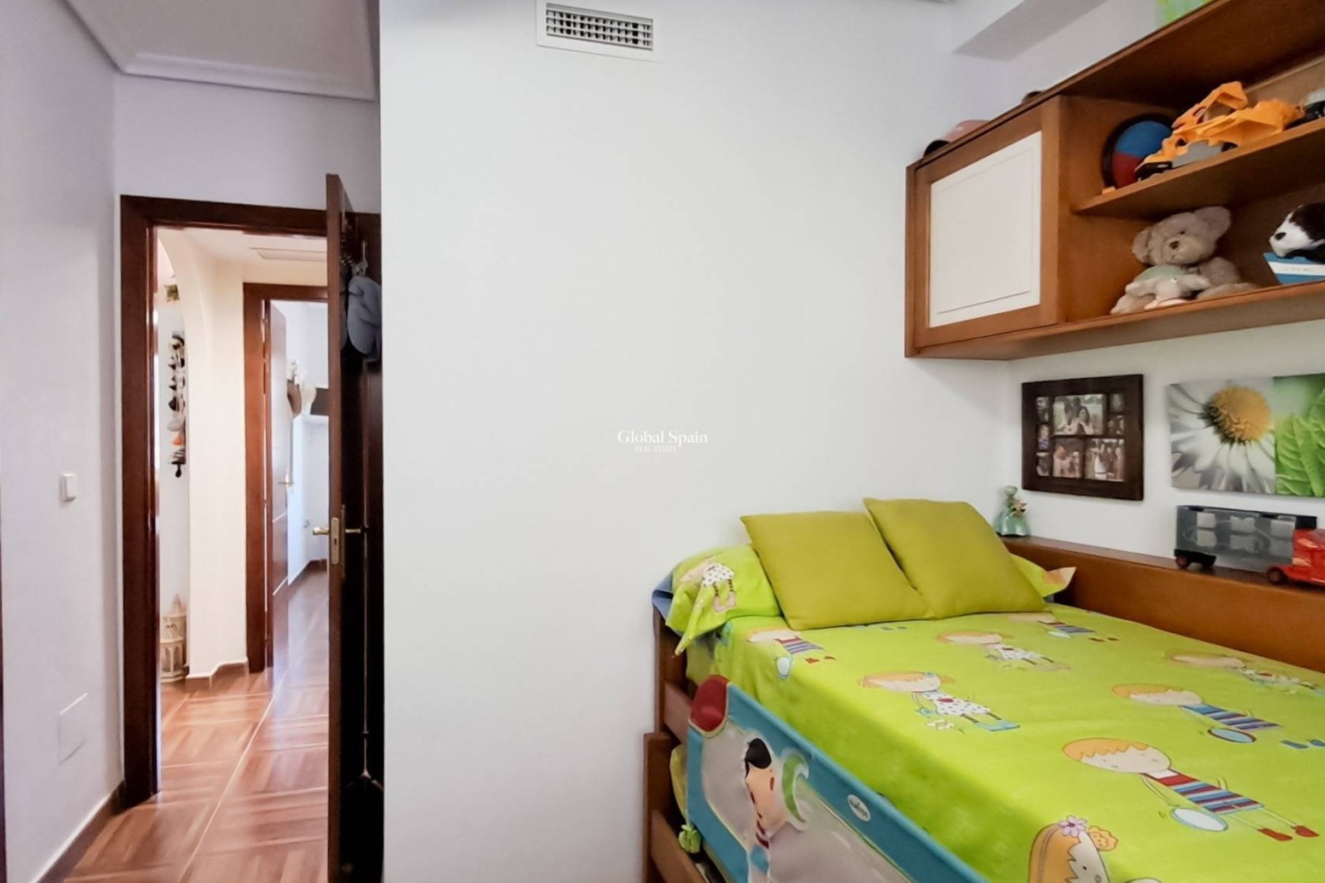 Resale - APARTMENT -
TORREVIEJA - Parque Acuático - Sector 25
