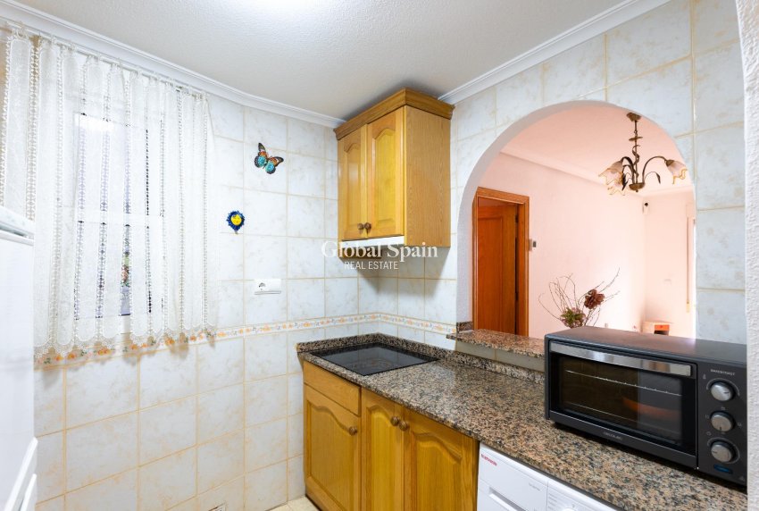 Resale - APARTMENT -
TORREVIEJA - Parque de las Naciones