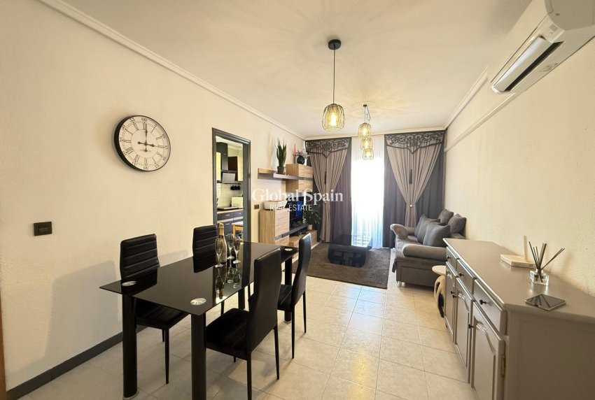 Resale - APARTMENT -
TORREVIEJA - Parque de las Naciones