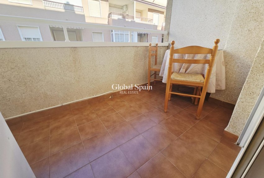 Resale - APARTMENT -
TORREVIEJA - Parque de las Naciones