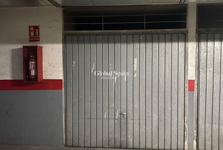 Resale - APARTMENT -
TORREVIEJA - Parque de las Naciones