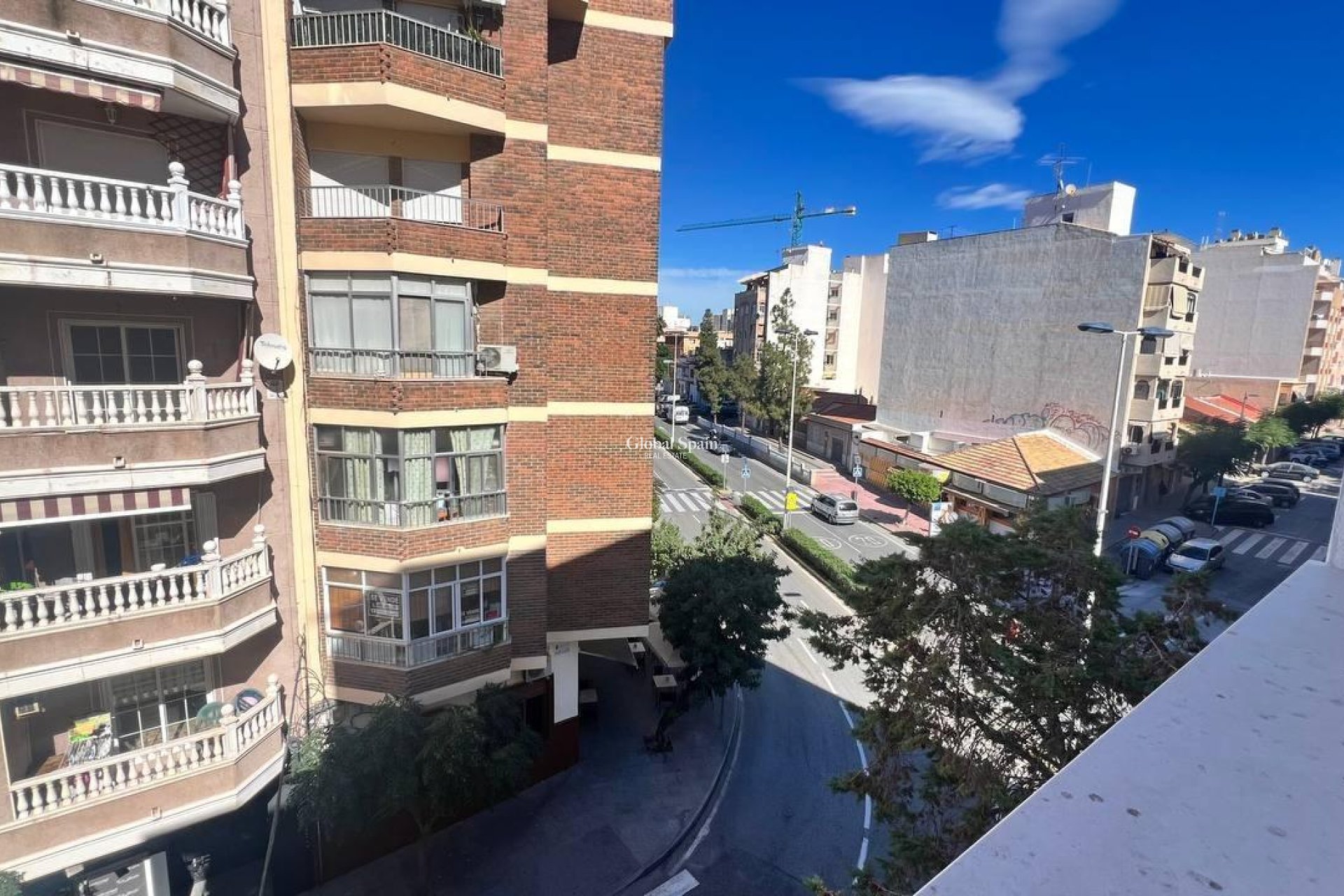 Resale - APARTMENT -
TORREVIEJA - Parque de las Naciones
