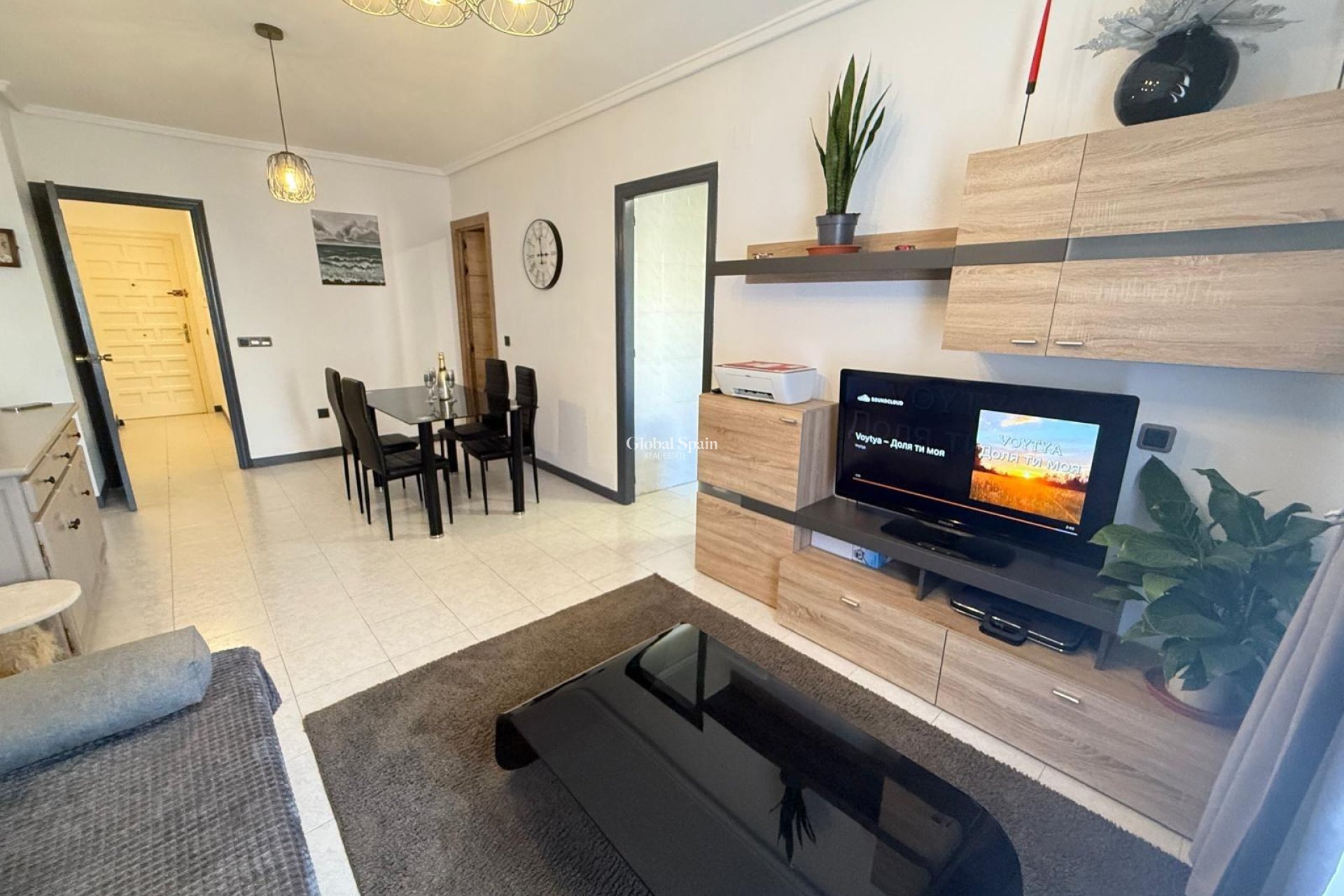 Resale - APARTMENT -
TORREVIEJA - Parque de las Naciones