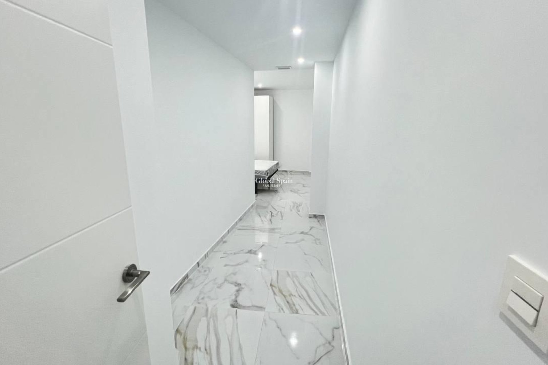 Resale - APARTMENT -
TORREVIEJA - Parque de las Naciones