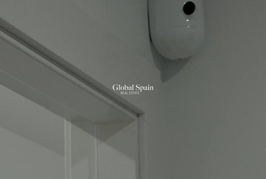 Resale - APARTMENT -
TORREVIEJA - Parque de las Naciones