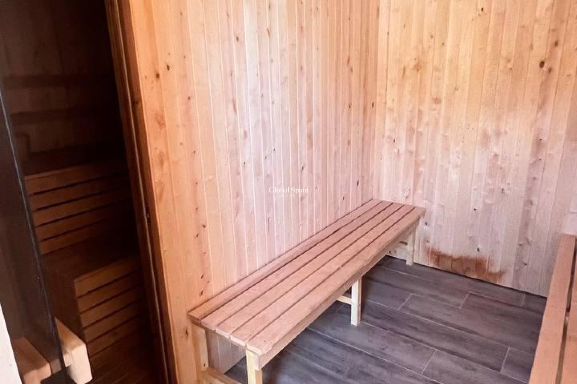 Resale - APARTMENT -
TORREVIEJA - Parque de las Naciones