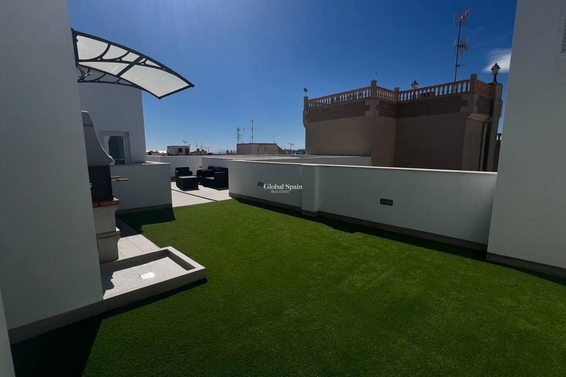 Resale - APARTMENT -
TORREVIEJA - Parque de las Naciones
