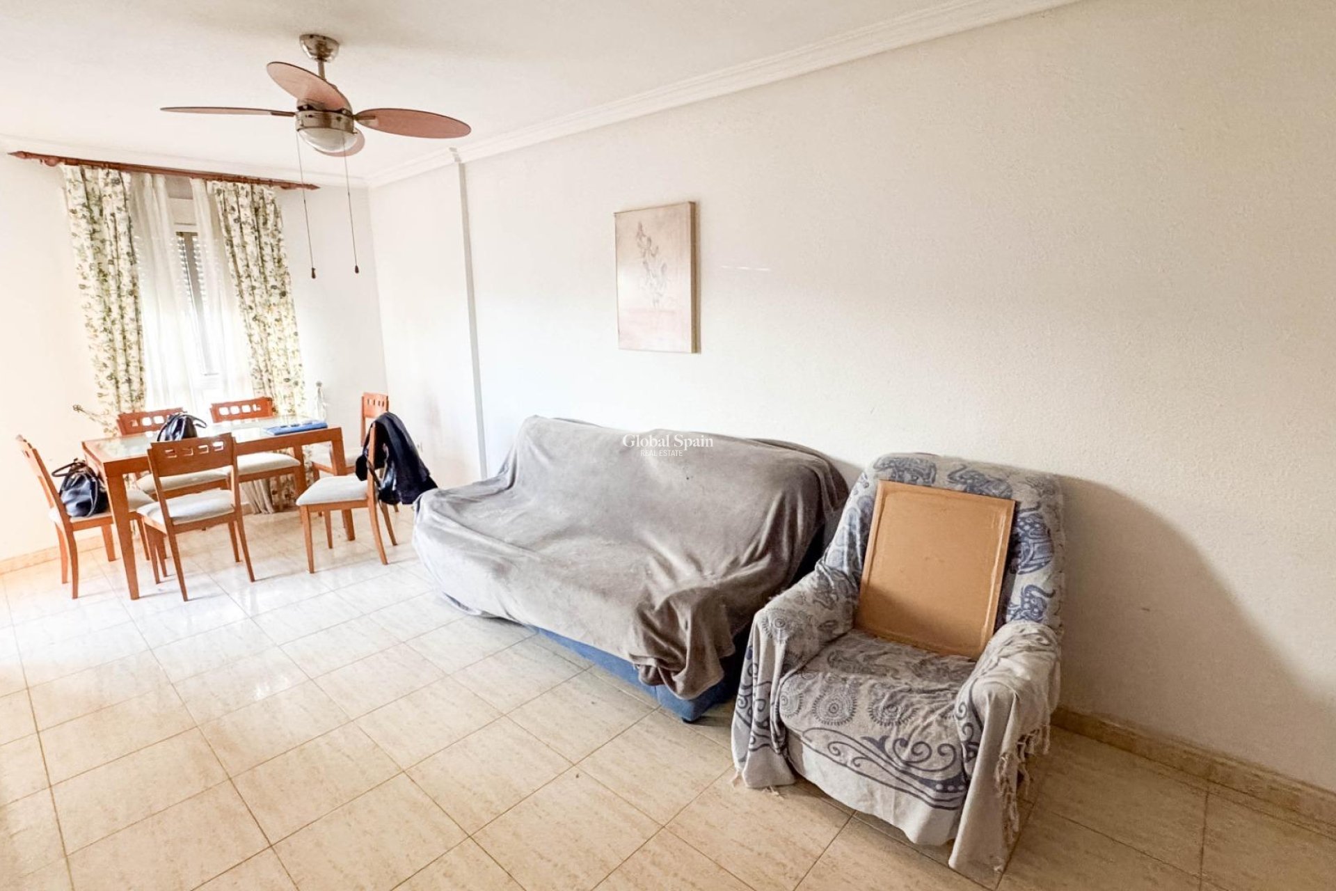 Resale - APARTMENT -
TORREVIEJA - Parque de las Naciones